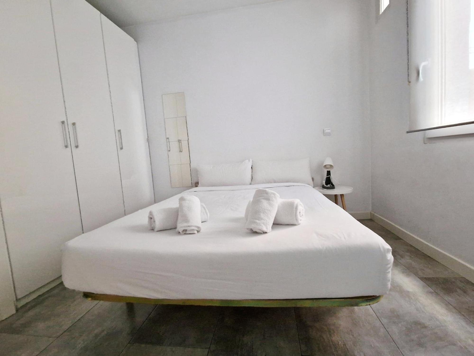 Апартаменти San Buenaventura Vistillas Apartamento Para Dos Мадрид Екстер'єр фото
